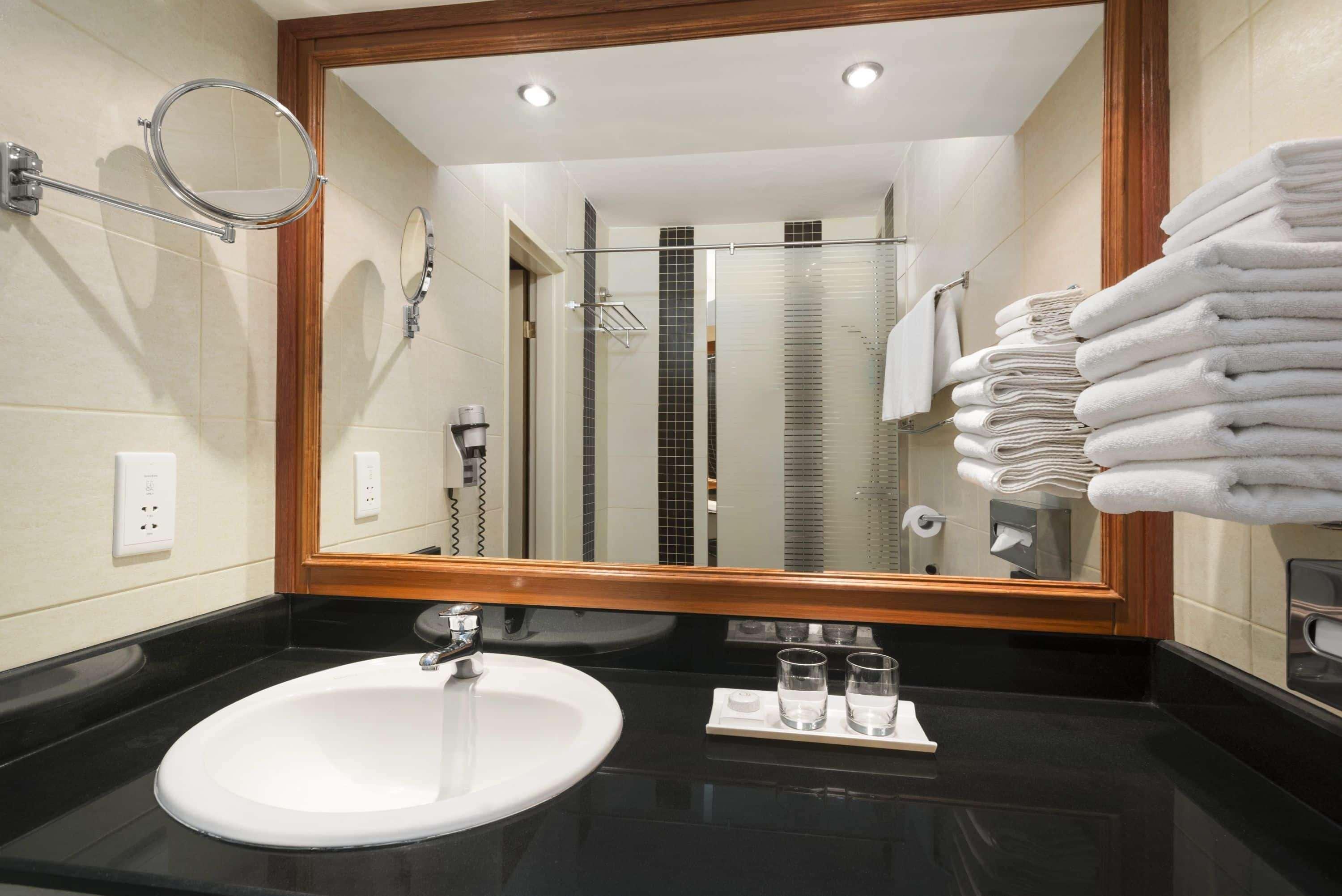 Ramada By Wyndham Bahrain Ξενοδοχείο Μανάμα Εξωτερικό φωτογραφία