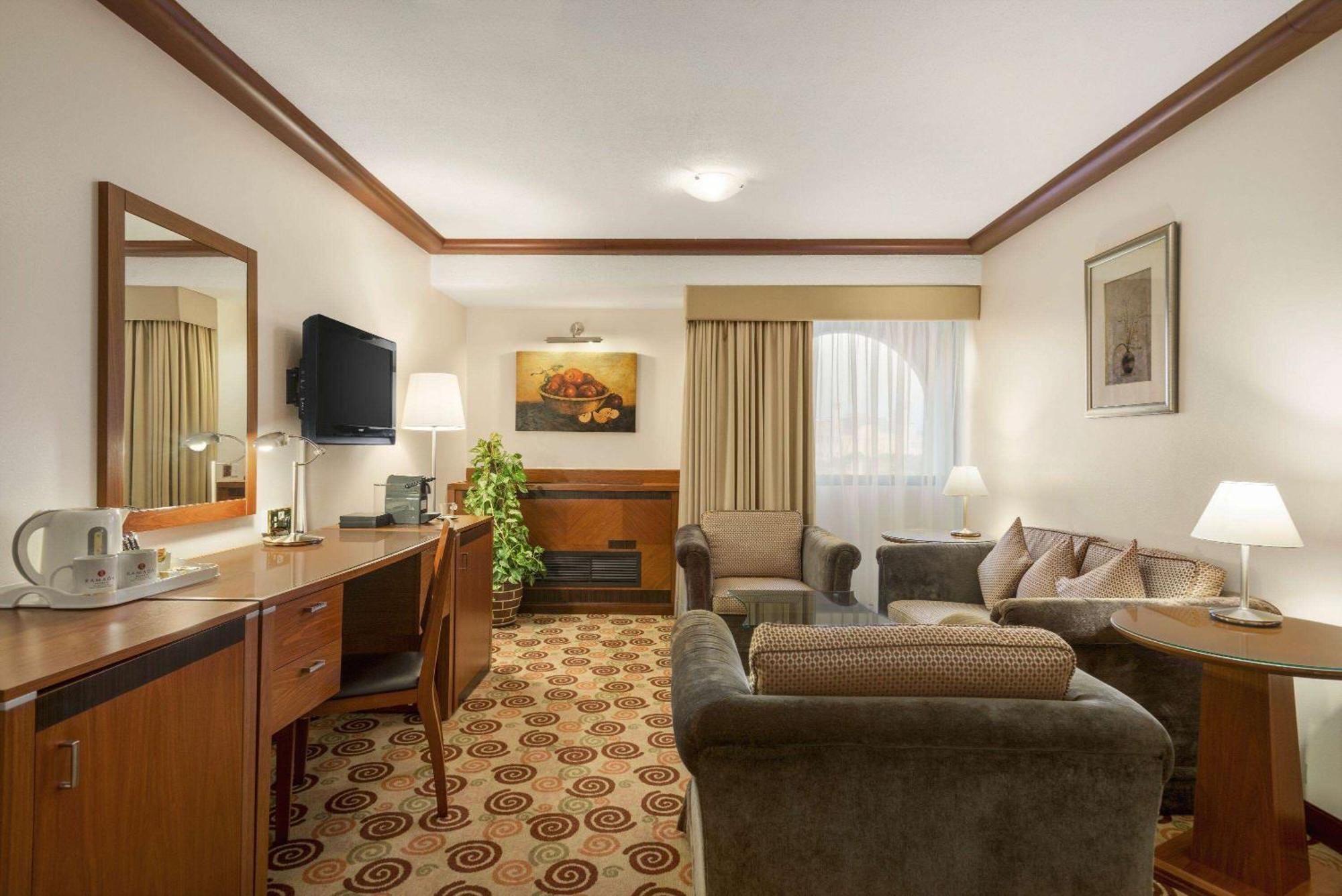 Ramada By Wyndham Bahrain Ξενοδοχείο Μανάμα Εξωτερικό φωτογραφία